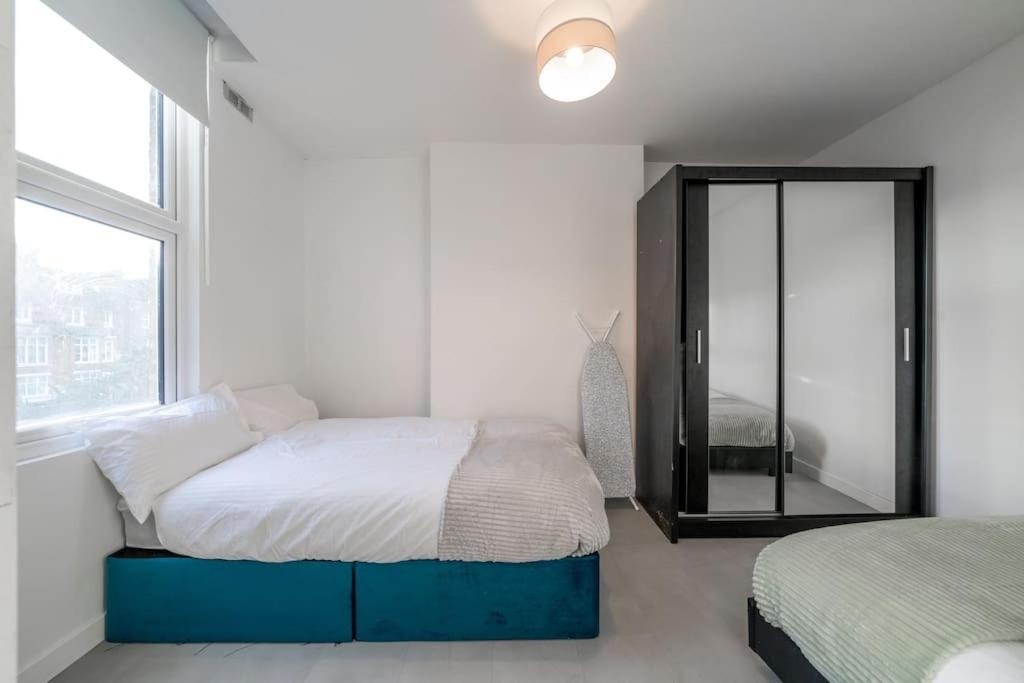 New 3Bed Stylish Apartment With Amazing Transport London Luaran gambar